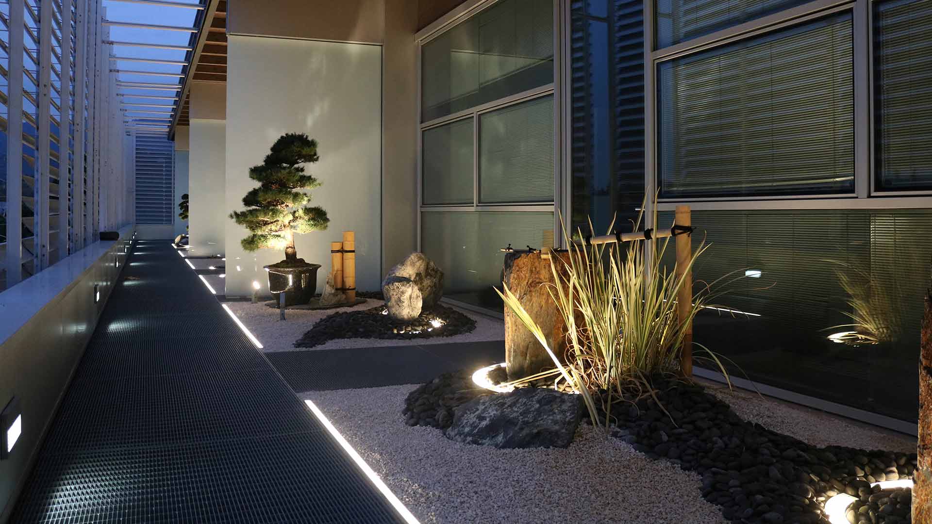 Simes headquarter